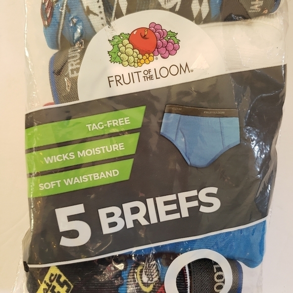Boys Fruit of the Loom 5 pack Brief Underwear - Picture 9 of 9